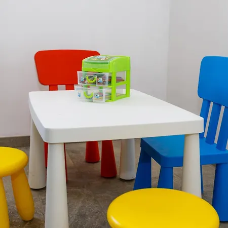 빌라 Ivetta For 10 People Near With Sea View & Children Playground