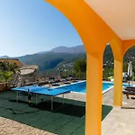 Villa Ivetta For 10 People Near With Sea View & Children Playground