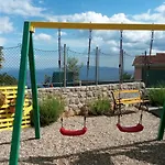 Ivetta For 10 People Near With Sea View & Children Playground